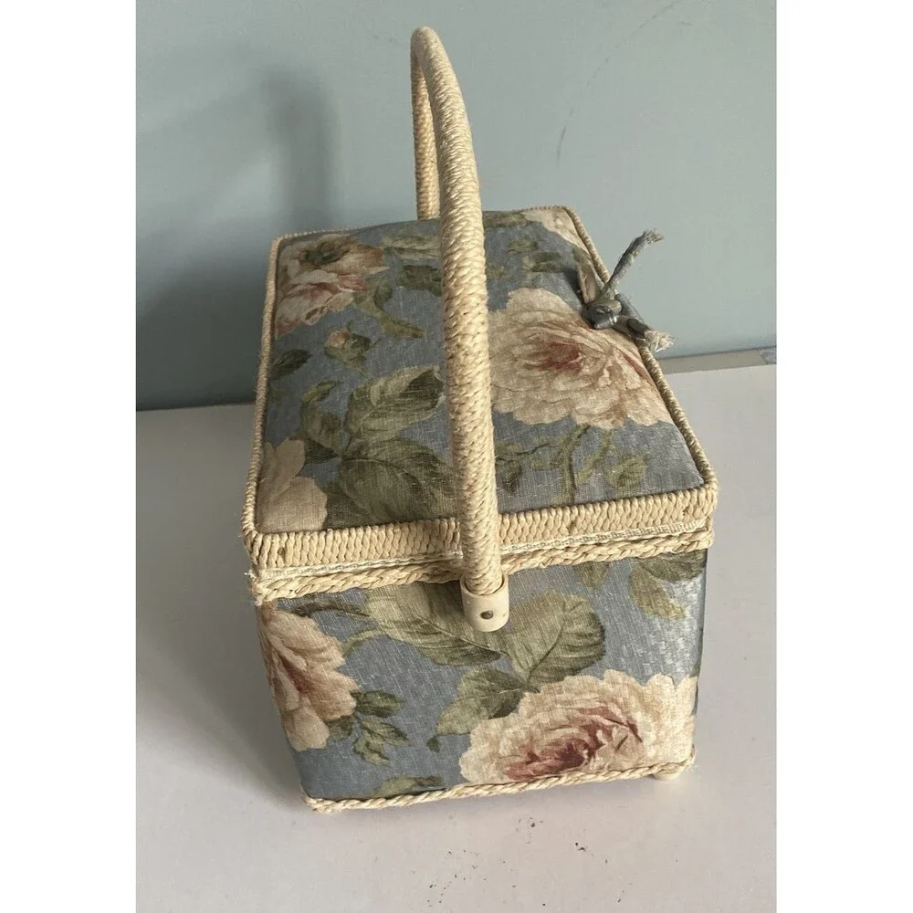 Vintage Sewing Basket W/plastic Tray Floral Pattern  On Top Footed Bottom